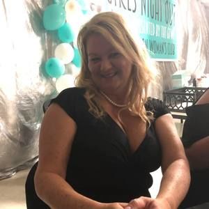 Meet your Posher, Kendra